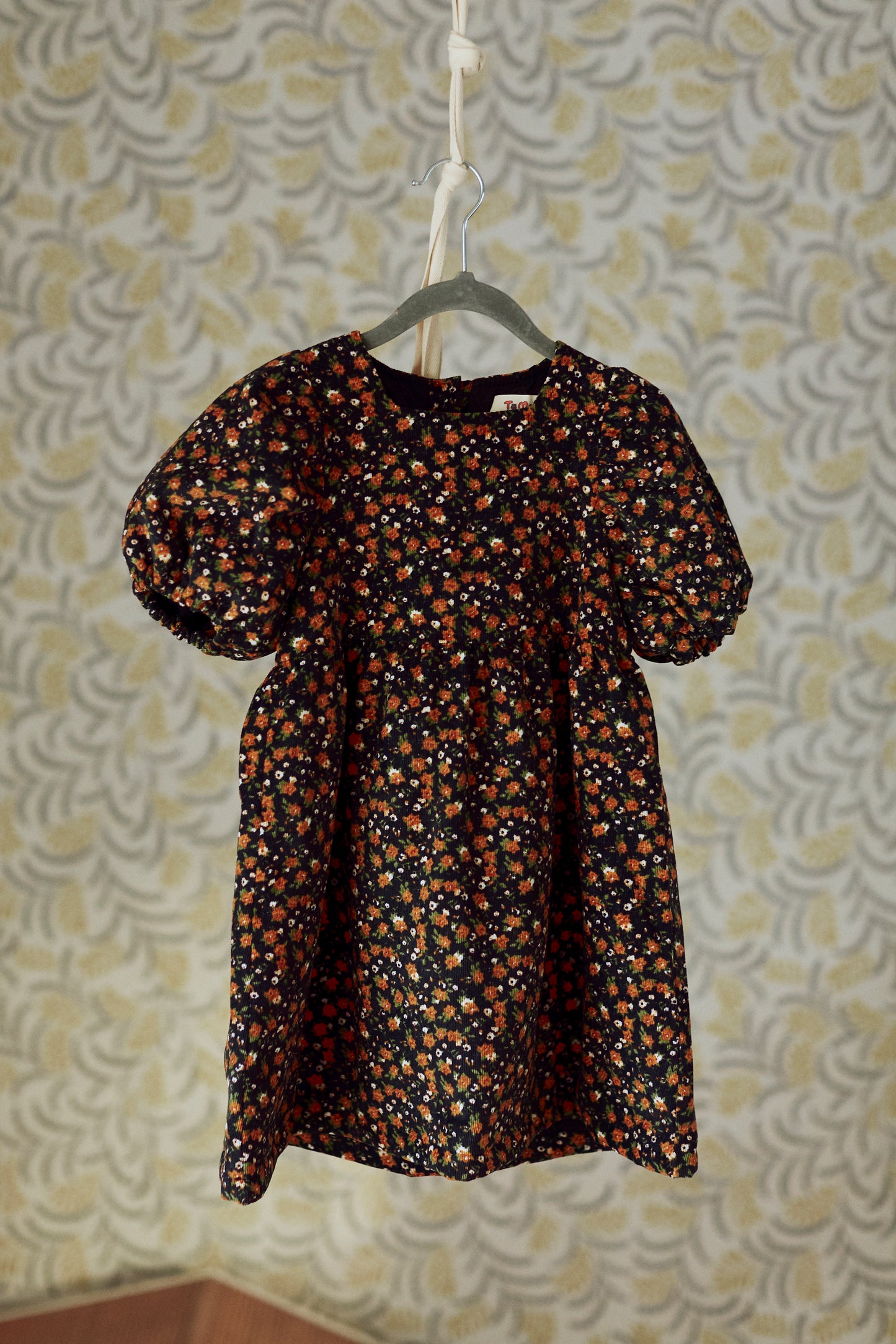 Short Sleeves Floral Corduroy Dress