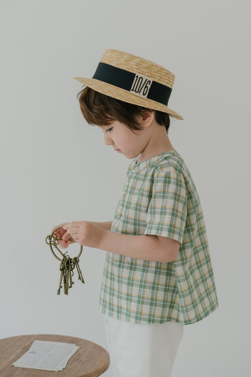ALICE IN WONDERLAND STARW HAT