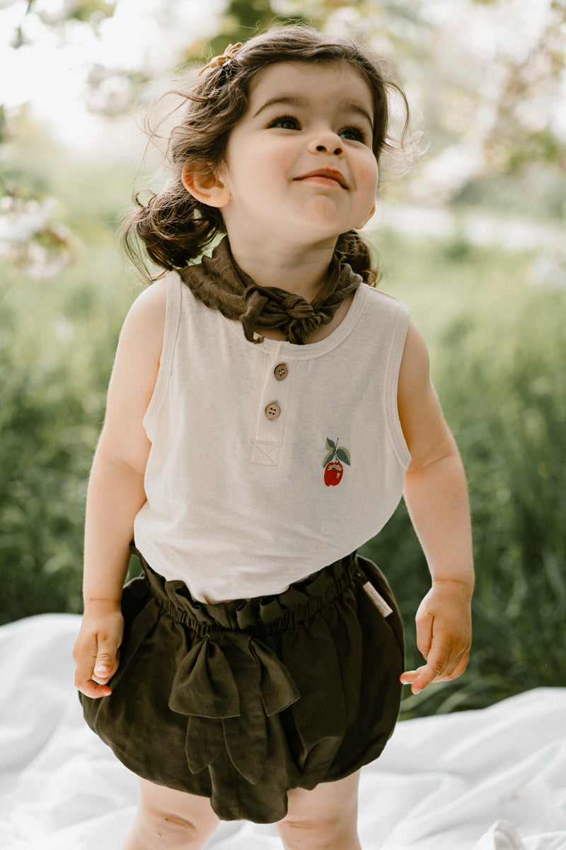 LELE JOVE EMBROIDERED SLEEVELESS VEST TOP