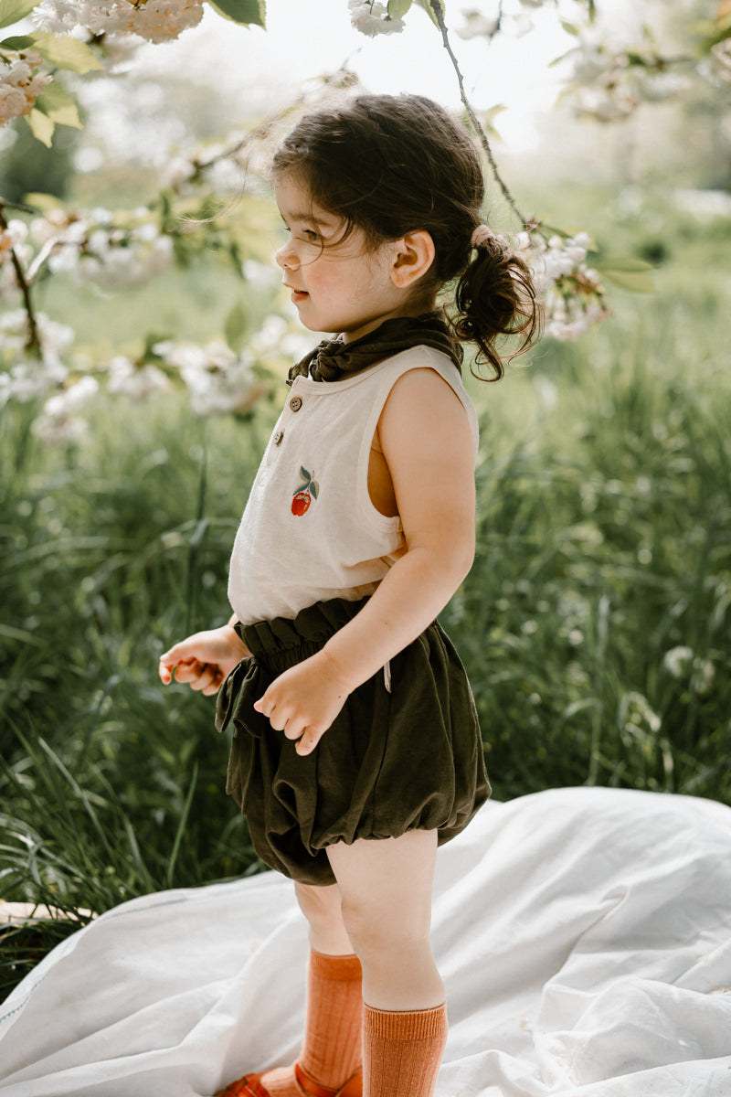 LELE JOVE EMBROIDERED SLEEVELESS VEST TOP