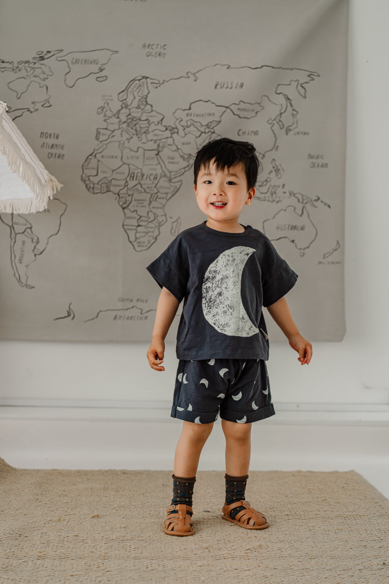 LELE JOVE MOONLIGHT PRINTED T SHIRT AND SHORTS