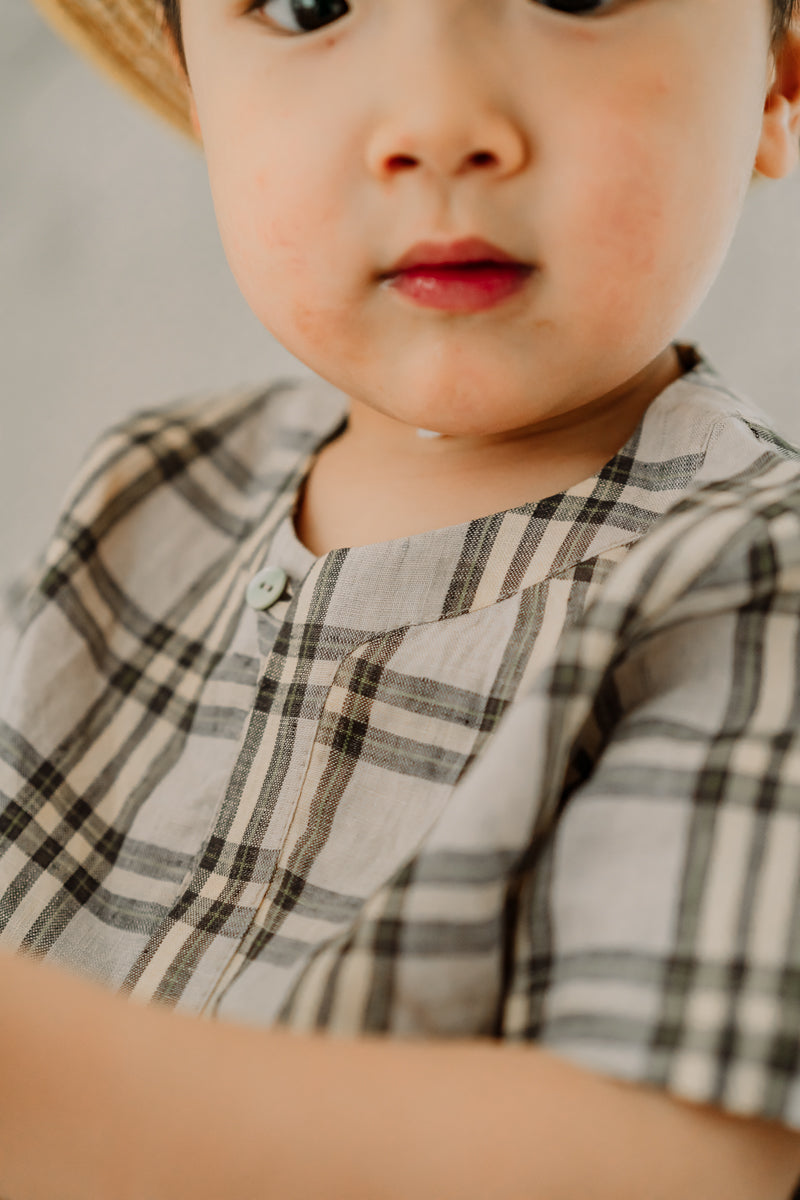 LELE JOVE KHAKI CHECK LINEN T SHIRT AND SHORTS