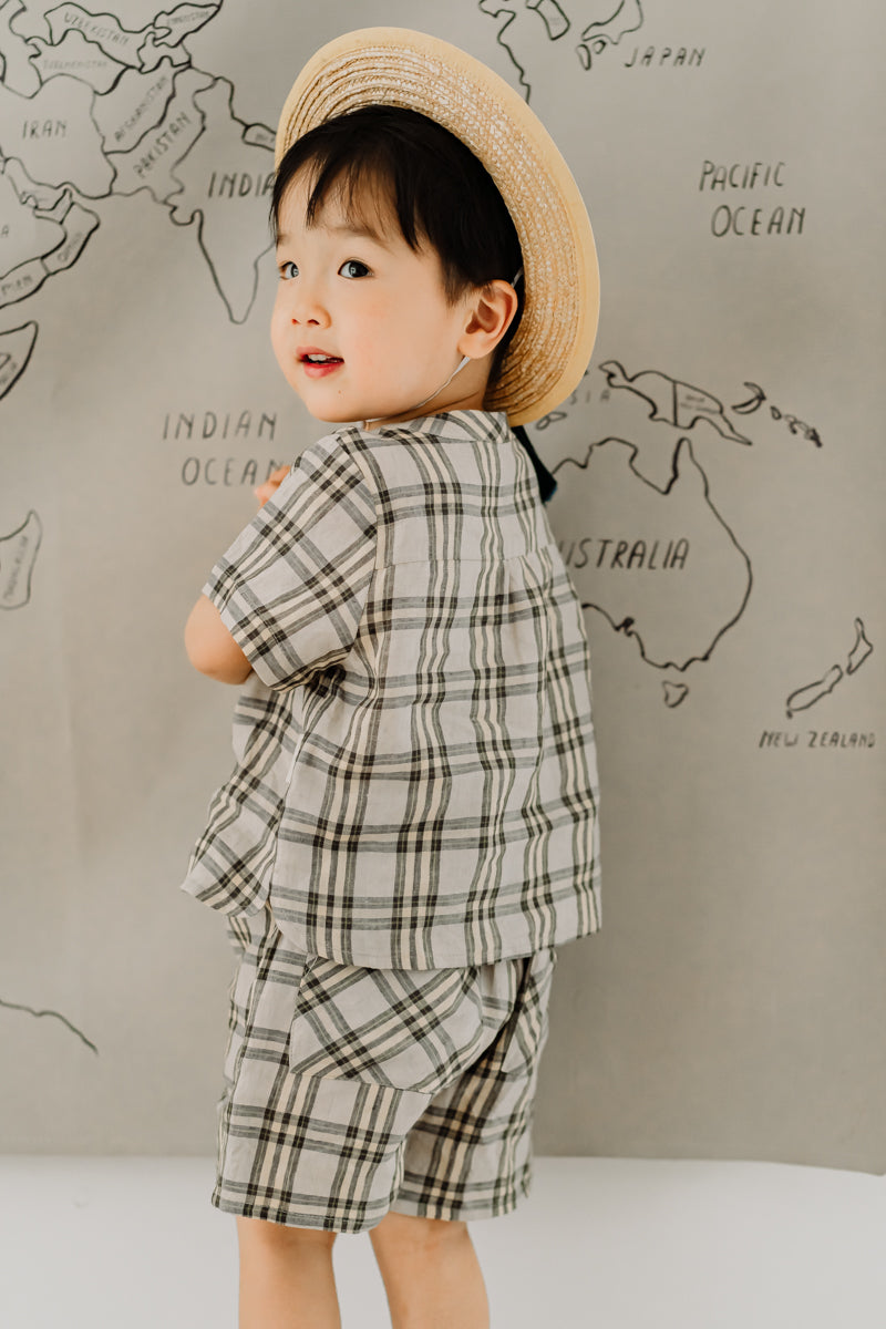 LELE JOVE KHAKI CHECK LINEN T SHIRT AND SHORTS