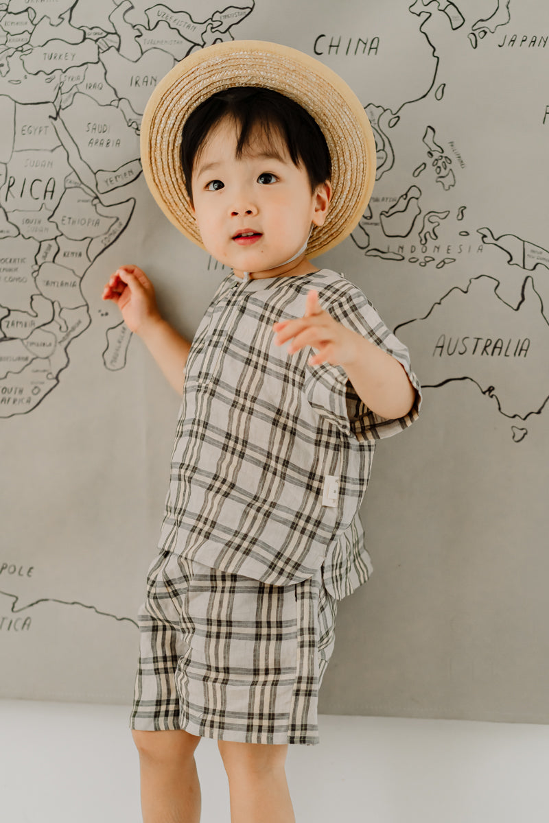 LELE JOVE KHAKI CHECK LINEN T SHIRT AND SHORTS