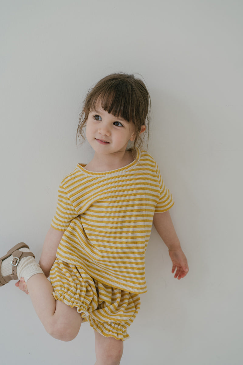 WAFFLE KNIT STRIPE YELLOW OUTFIT