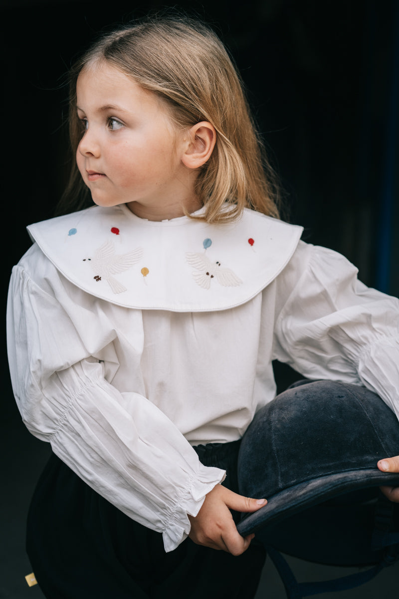 Embroidered Collar Bib - Dove