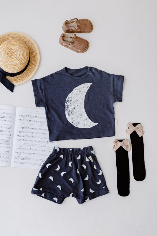LELE JOVE MOONLIGHT PRINTED T SHIRT AND SHORTS